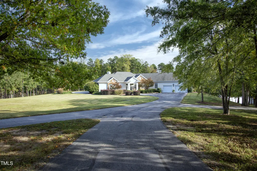 1879 Riverend Lane Semora, NC 27343
