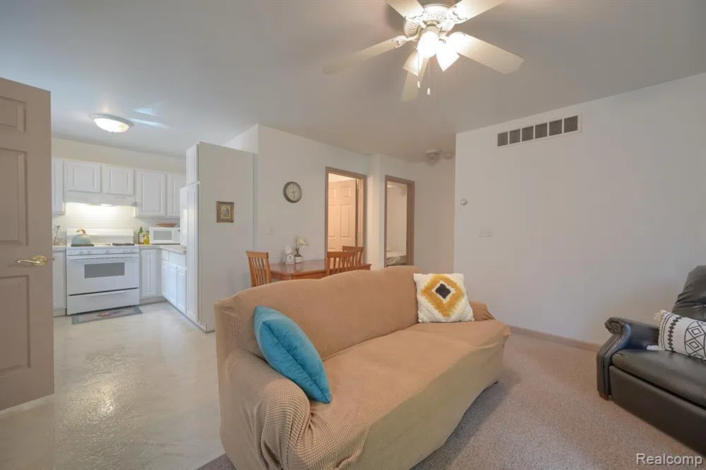 1295 Bald Eagle Lake Road Groveland Township, MI 48462