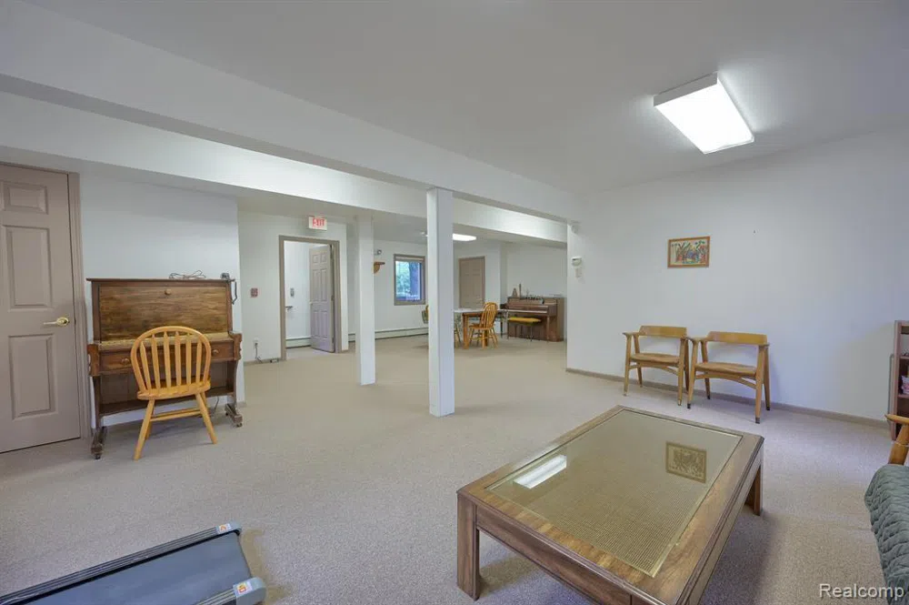 1295 Bald Eagle Lake Road Groveland Township, MI 48462