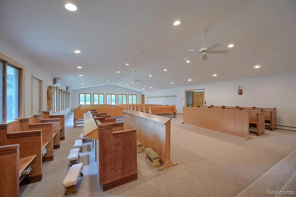 1295 Bald Eagle Lake Road Groveland Township, MI 48462