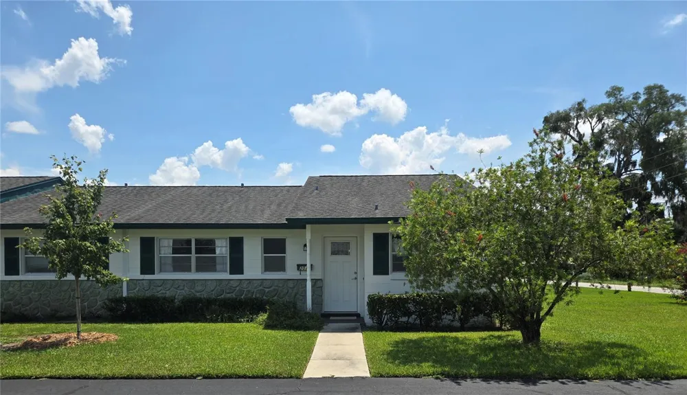 201 HILL AVENUE #150 Deland, FL 32724