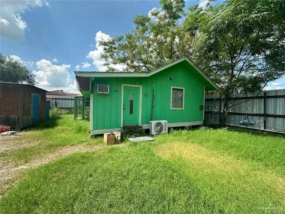 711 E Rice Street Falfurrias, TX 78355