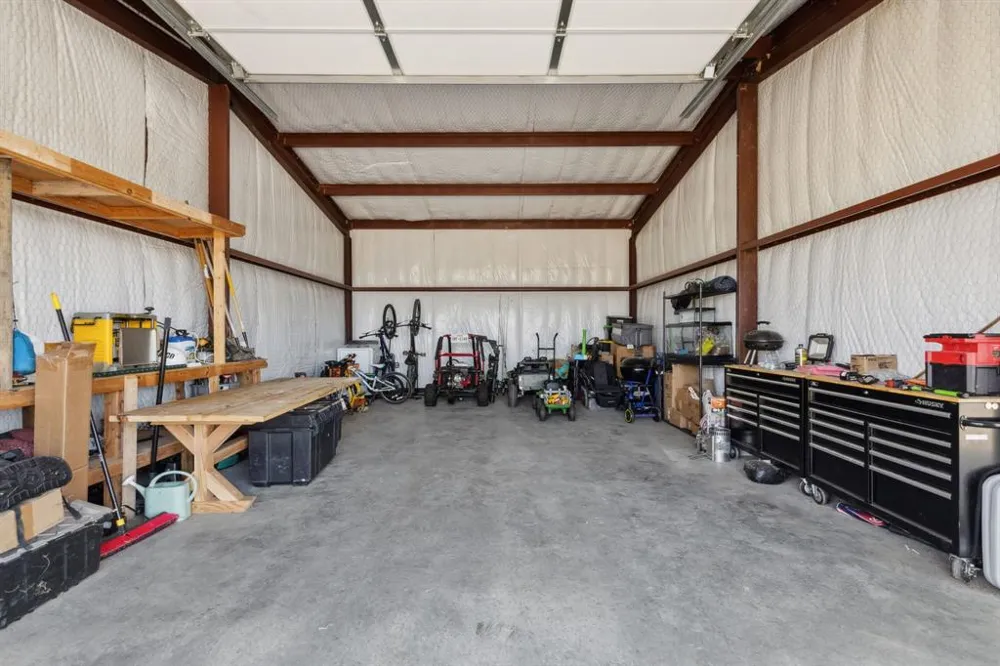 2068 W US Highway 69 Emory, TX 75440