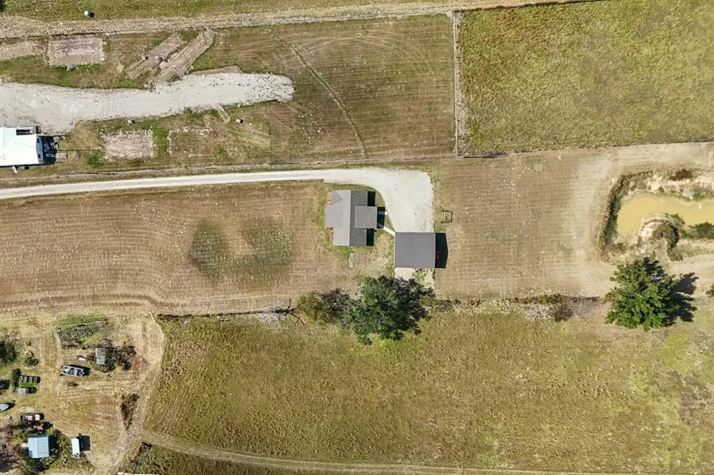 2068 W US Highway 69 Emory, TX 75440