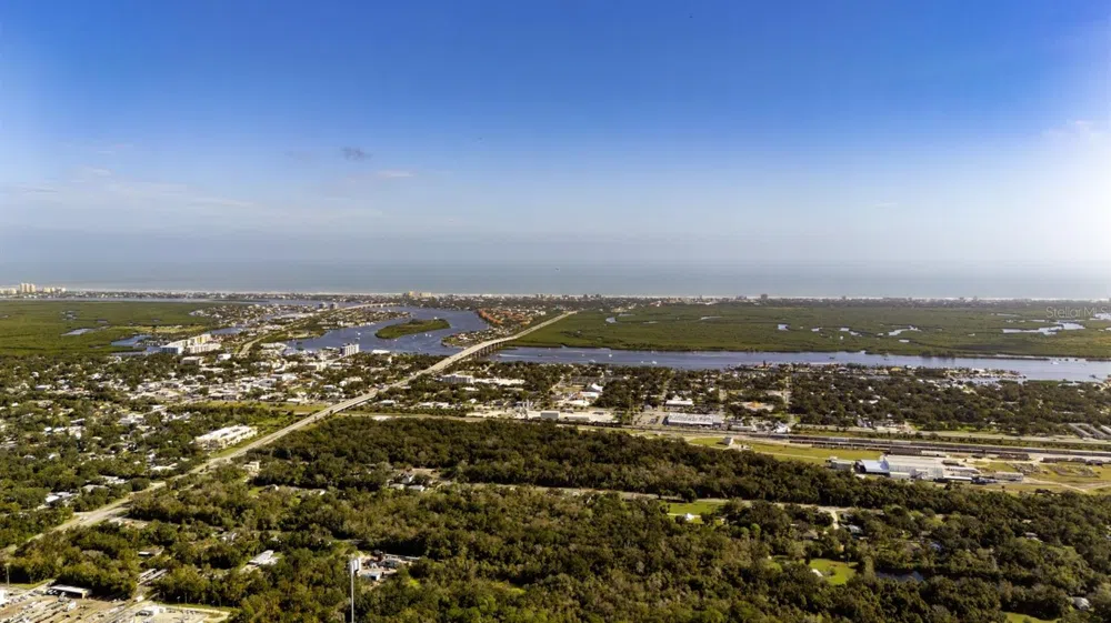 618 INGHAM ROAD New Smyrna Beach, FL 32168