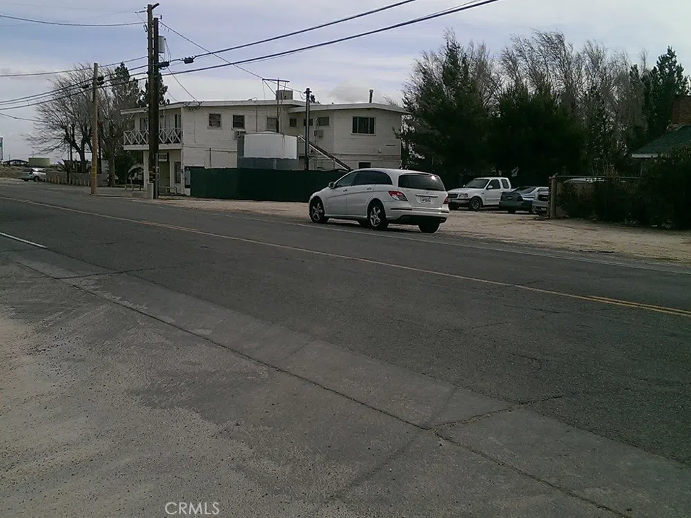 60 St. West & Rosamond Boulevard Rosamond, CA 93560