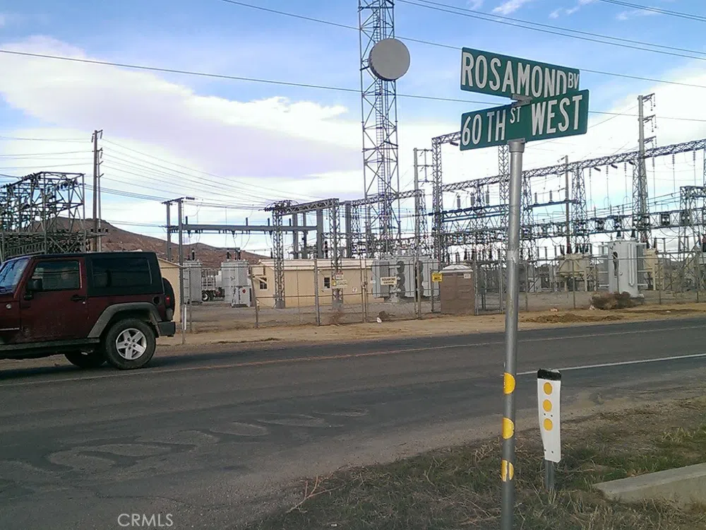 60 St. West & Rosamond Boulevard Rosamond, CA 93560