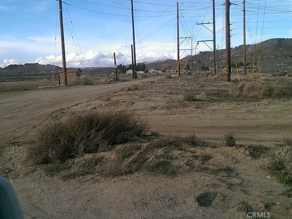 60 St. West & Rosamond Boulevard Rosamond, CA 93560