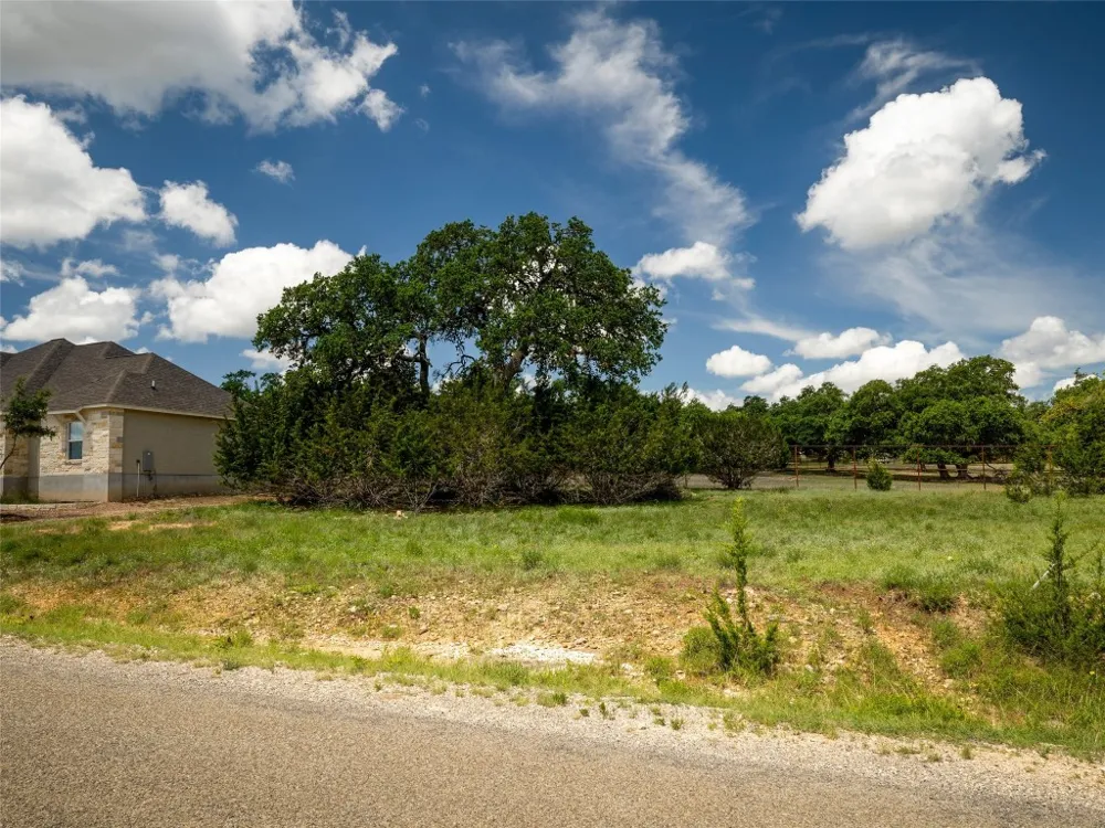 126 Frank Jones Blanco, TX 78606