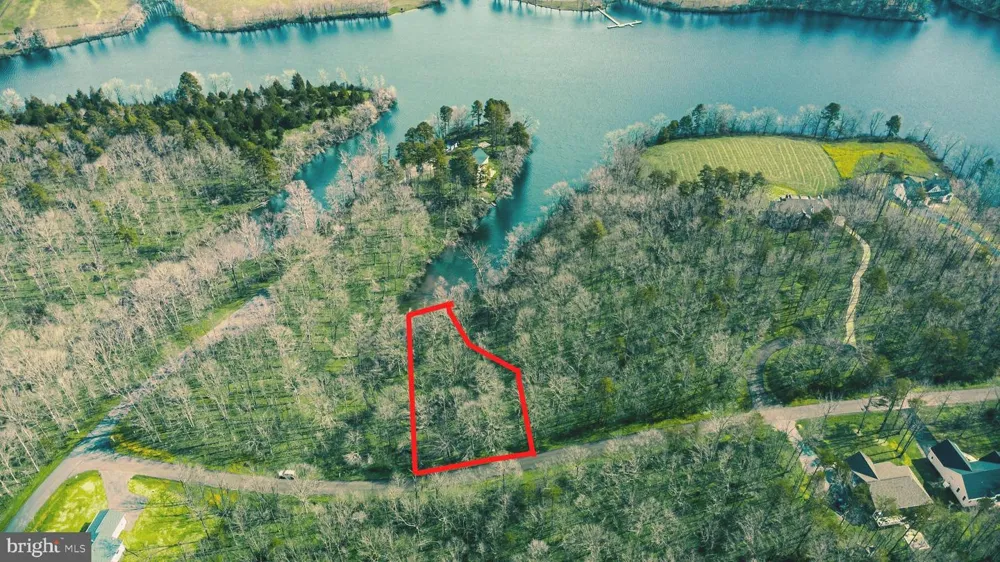 GLEN EAGLES DR Gordonsville, VA 22942