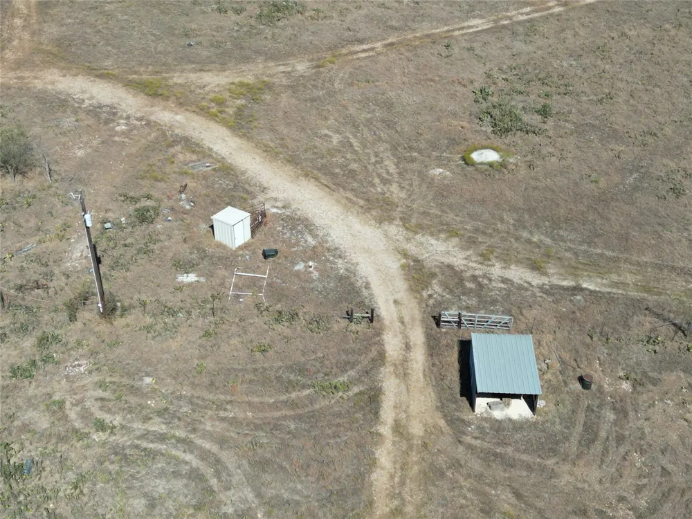 1720 County Road 276 Bertram, TX 78605