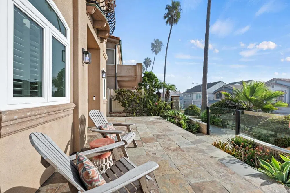 1632 S Pacific Street #B Oceanside, CA 92054