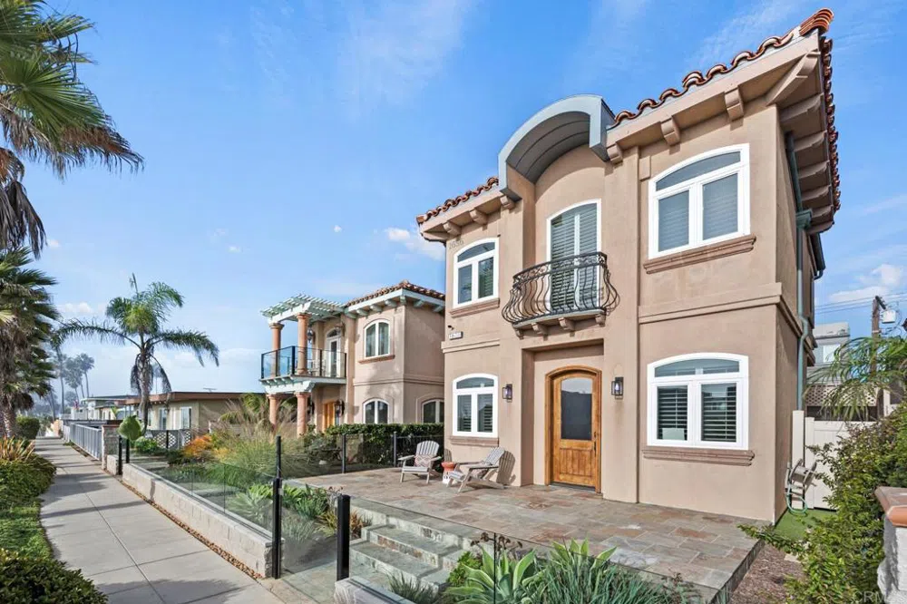 1632 S Pacific Street #B Oceanside, CA 92054