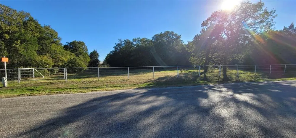 COUNTY ROAD 2261 Valley View, TX 76272