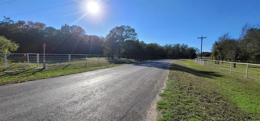 COUNTY ROAD 2261 Valley View, TX 76272