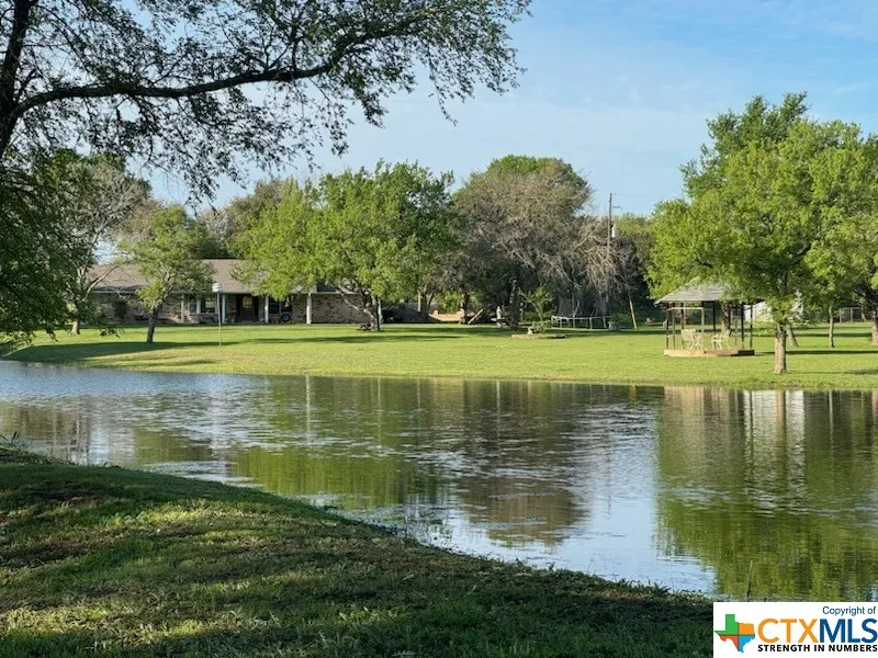 1291 Tweedy Road Valley Mills, TX 76689