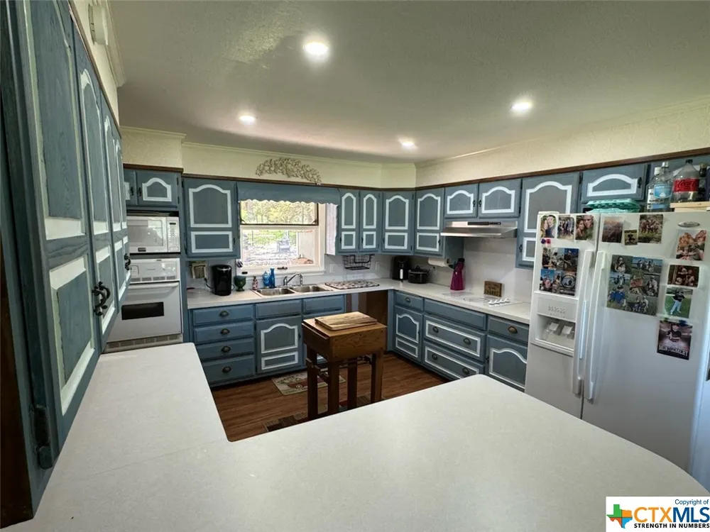 1291 Tweedy Road Valley Mills, TX 76689