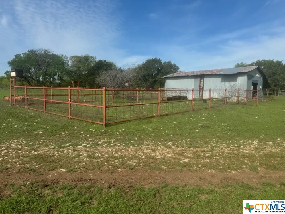 1291 Tweedy Road Valley Mills, TX 76689