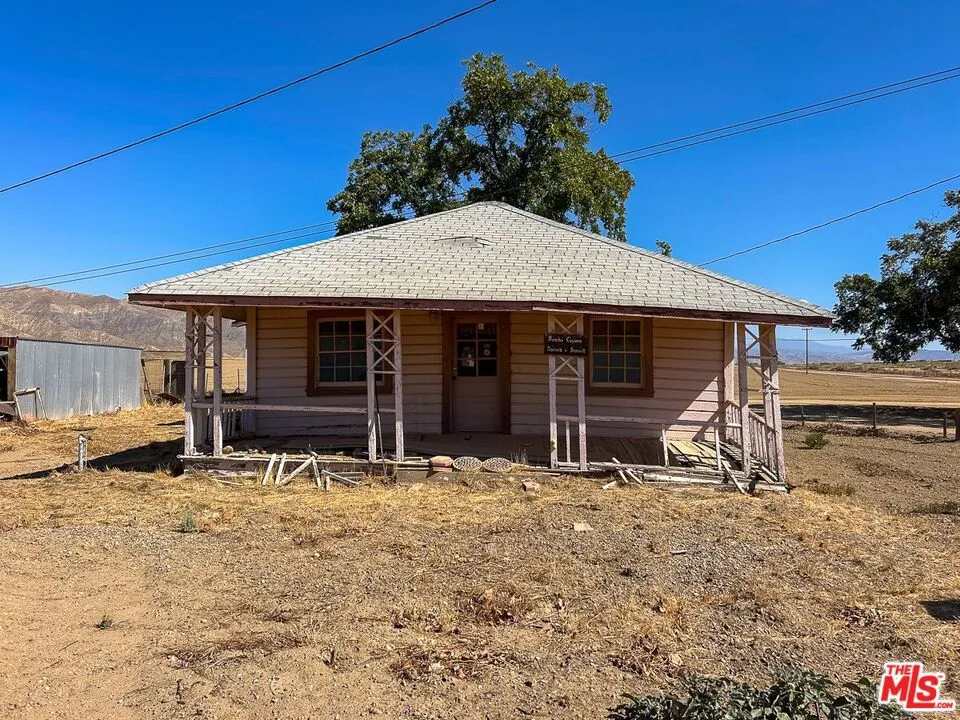 166 Russell Ranch Highway New Cuyama, CA 93254