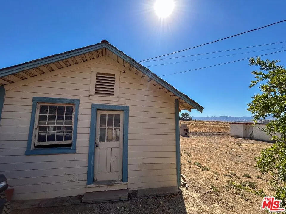 166 Russell Ranch Highway New Cuyama, CA 93254