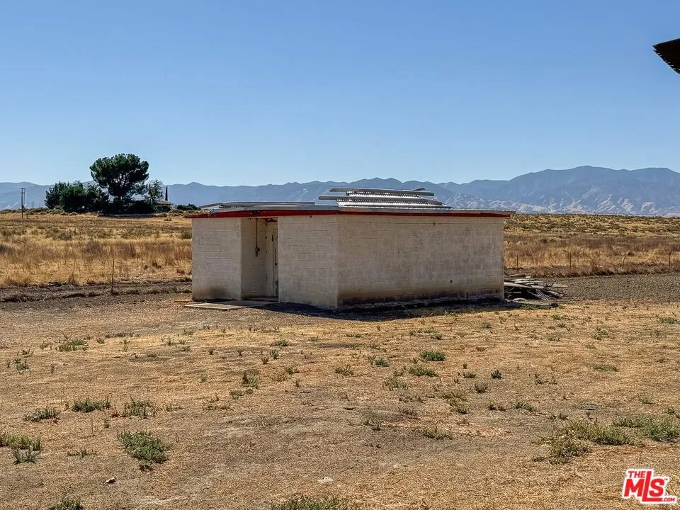 166 Russell Ranch Highway New Cuyama, CA 93254