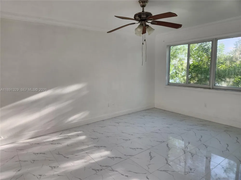 14850 Naranja Lakes Blvd #B2G Homestead, FL 33032