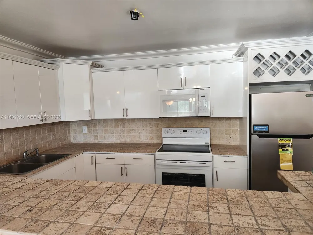 14850 Naranja Lakes Blvd #B2G Homestead, FL 33032