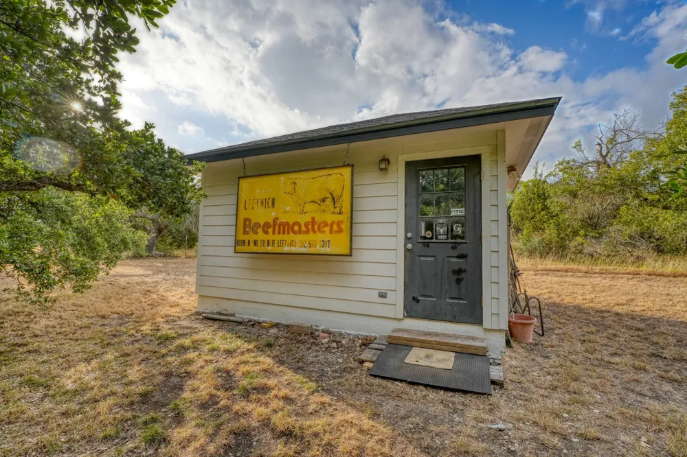 149 CR 103 Lampasas, TX 76550