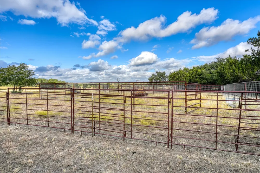 149 CR 103 Lampasas, TX 76550