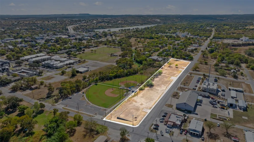 711 Ave N Street Marble Falls, TX 78654