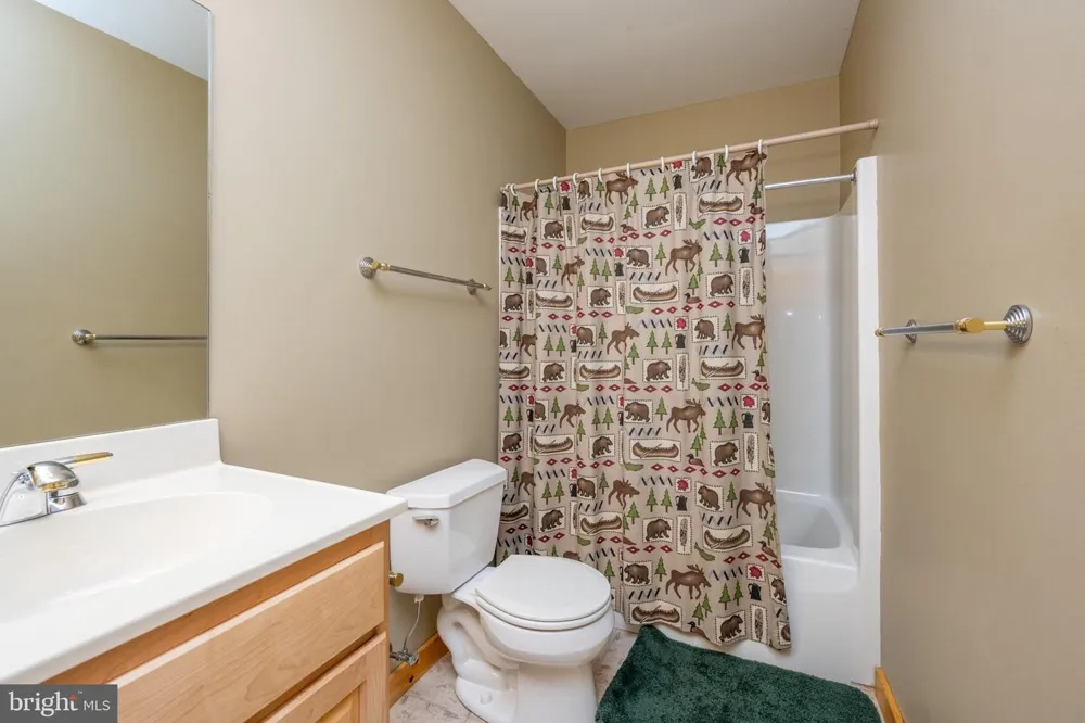 439 PARADISE HEIGHTS Oakland, MD 21550