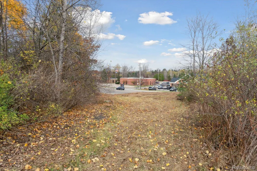 1 S Saginaw Street Grand Blanc Charter Township, MI 48439