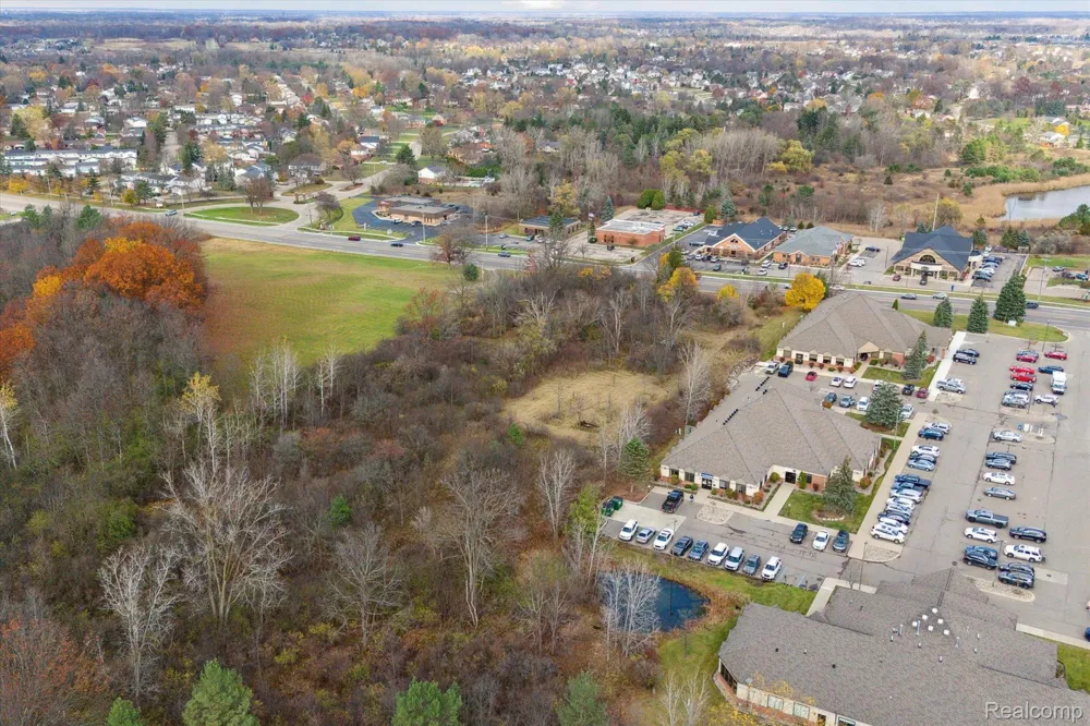 1 S Saginaw Street Grand Blanc Charter Township, MI 48439