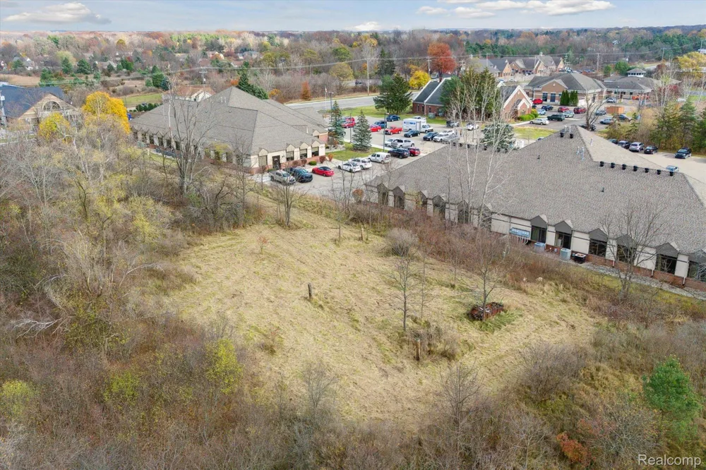 1 S Saginaw Street Grand Blanc Charter Township, MI 48439