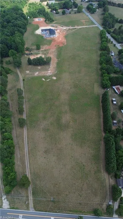1773 Scalesville Road Summerfield, NC 27358