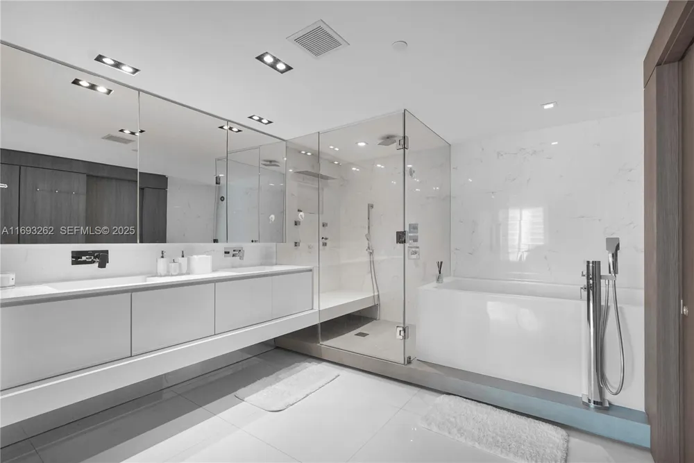 3535 S Ocean Drive #2104 Hollywood, FL 33019