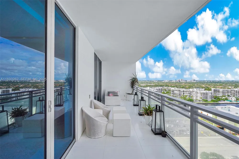 3535 S Ocean Drive #2104 Hollywood, FL 33019
