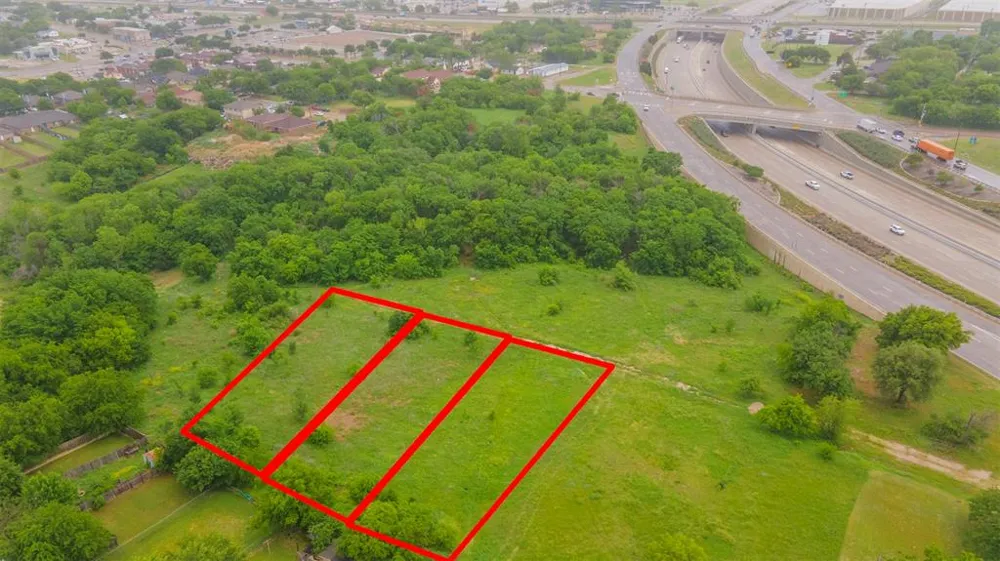 1218 W Church Street Grand Prairie, TX 75050