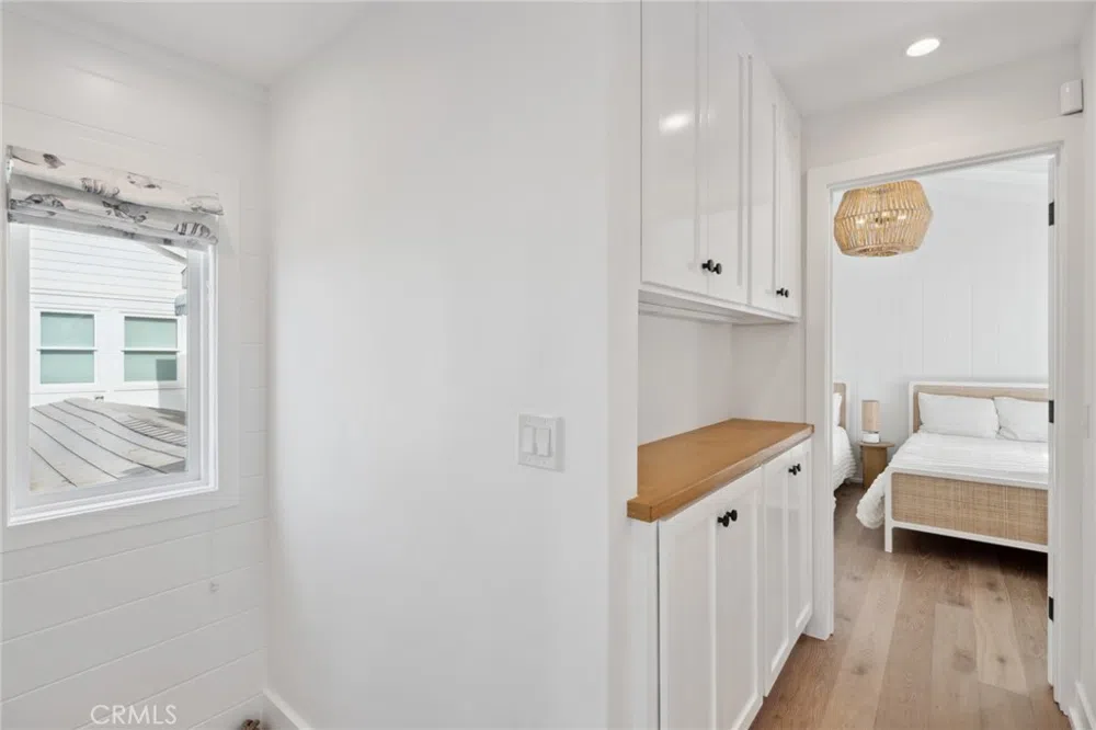 300 Coral Avenue Newport Beach, CA 92662