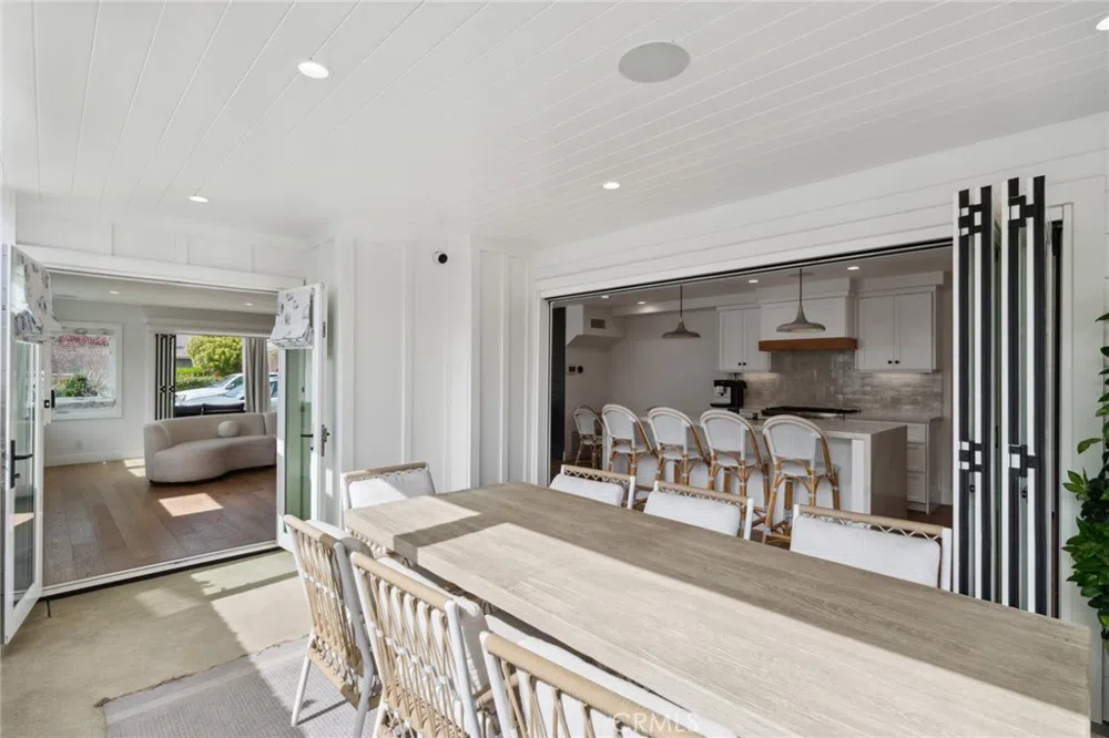 300 Coral Avenue Newport Beach, CA 92662