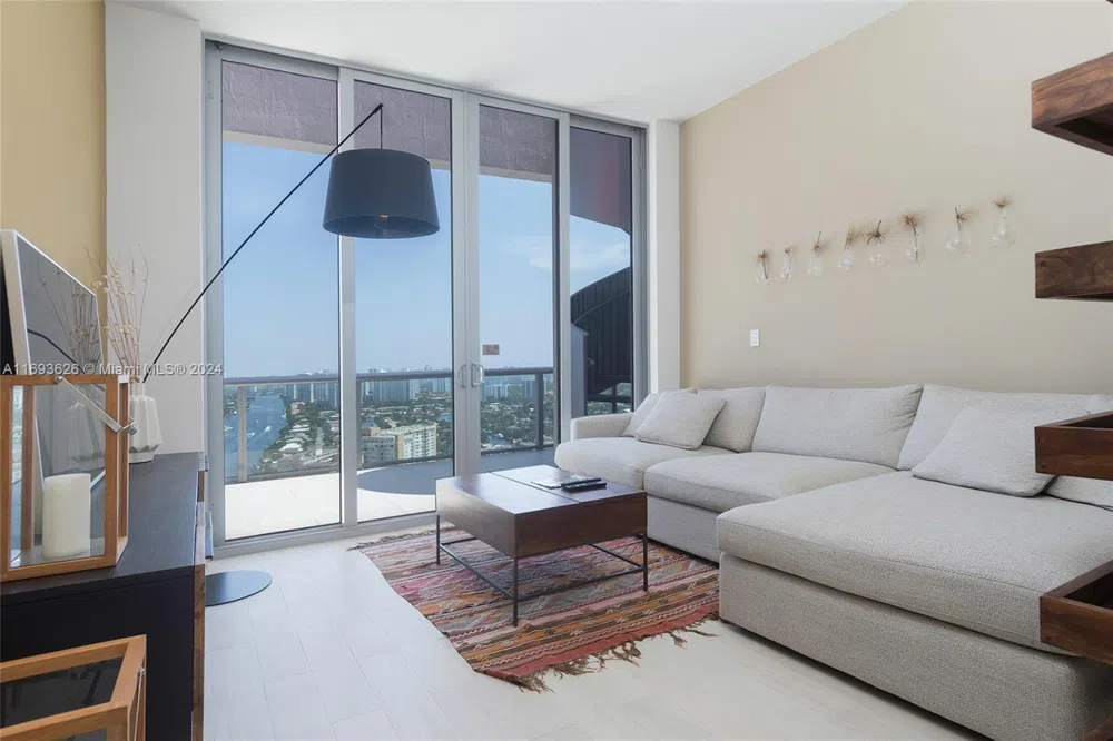 2600 E Hallandale Beach Blvd #T3307 Hallandale Beach, FL 33009