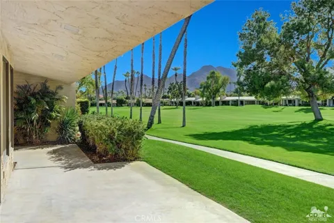 75577 Desert Horizons Drive