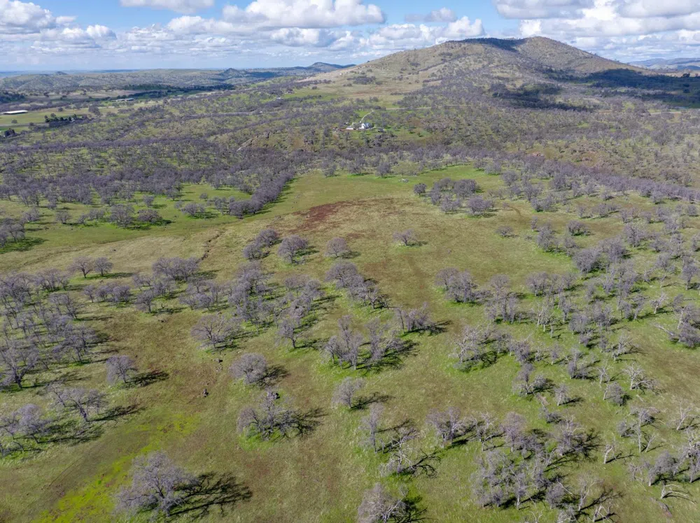 2350 Old Highway Catheys Valley, CA 95306
