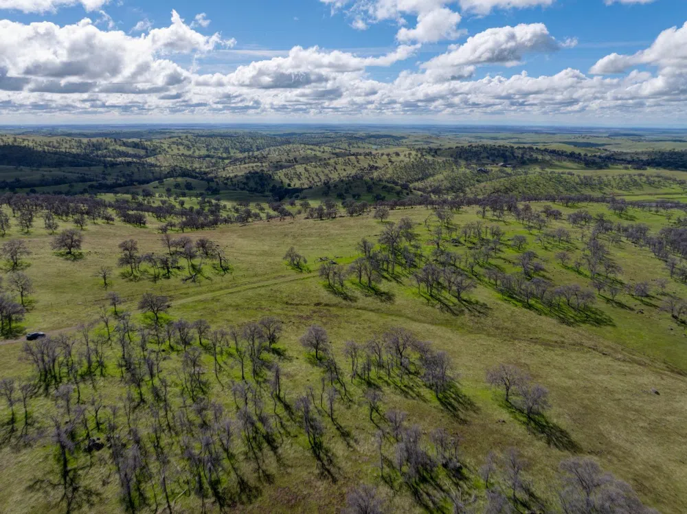 2350 Old Highway Catheys Valley, CA 95306