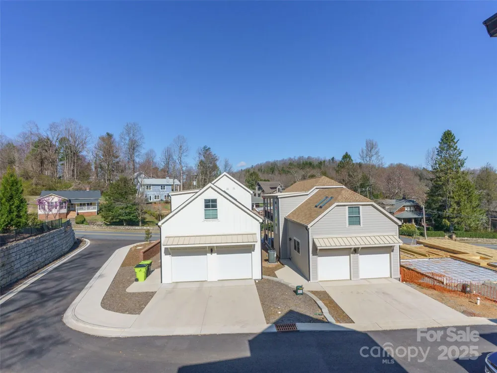 43 Skyvue Court #F Saluda, NC 28773