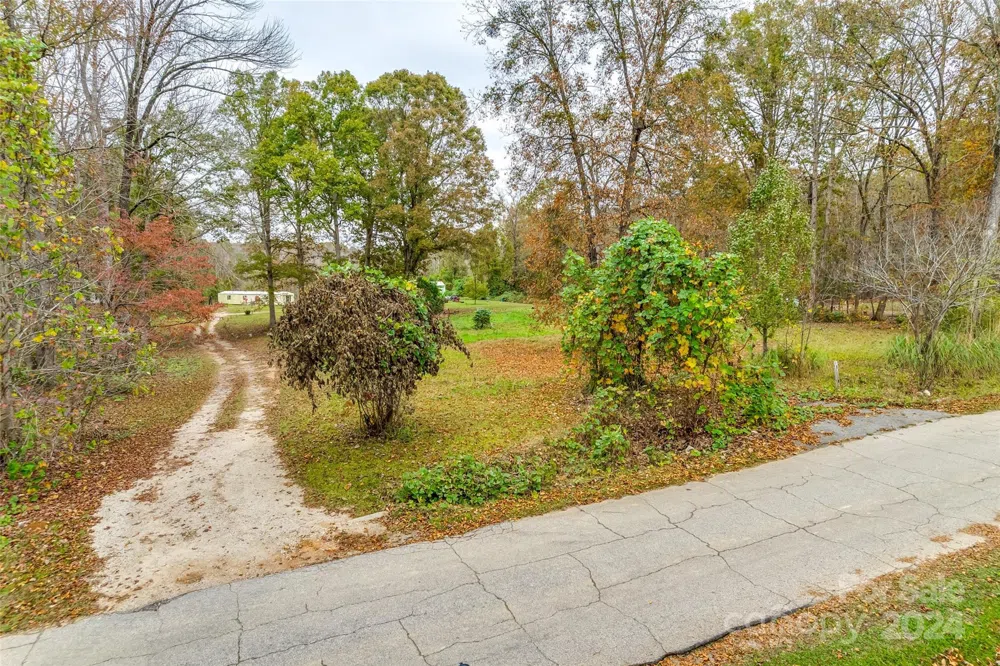 2436 Campbell Lake Road Lancaster, SC 29720