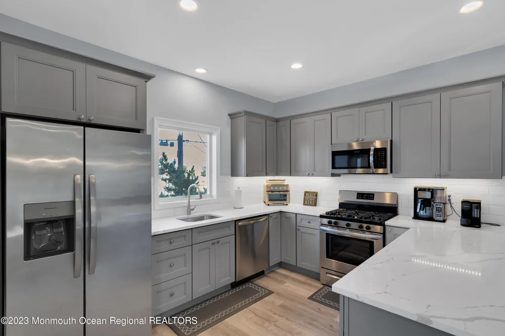 121 Dewey Drive Ortley Beach, NJ 08751
