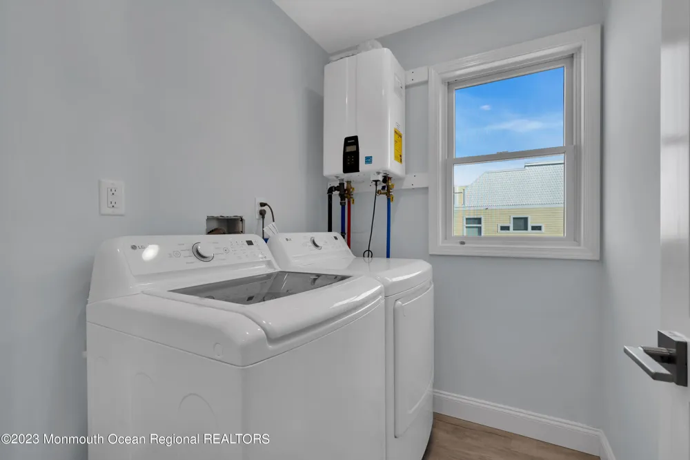 121 Dewey Drive Ortley Beach, NJ 08751