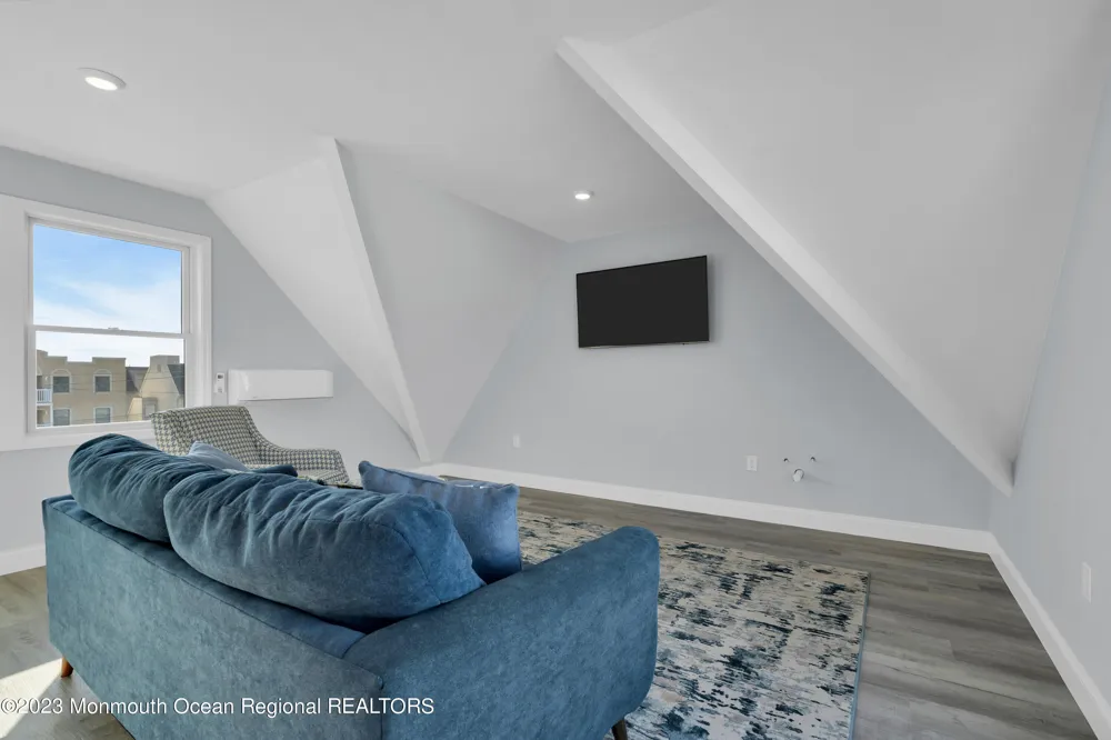 121 Dewey Drive Ortley Beach, NJ 08751