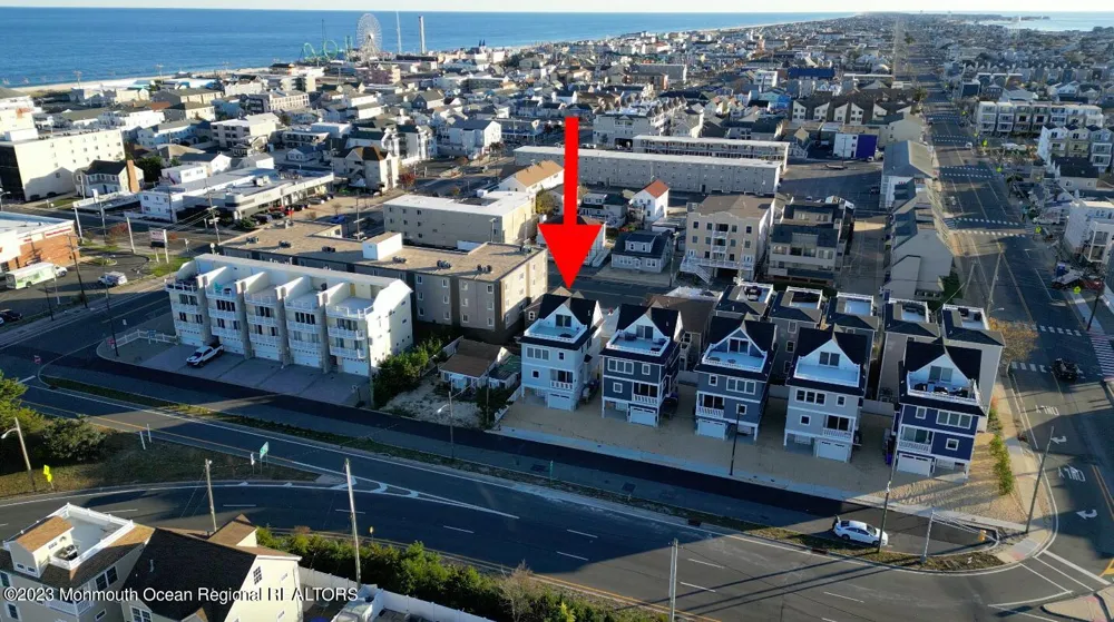 121 Dewey Drive Ortley Beach, NJ 08751
